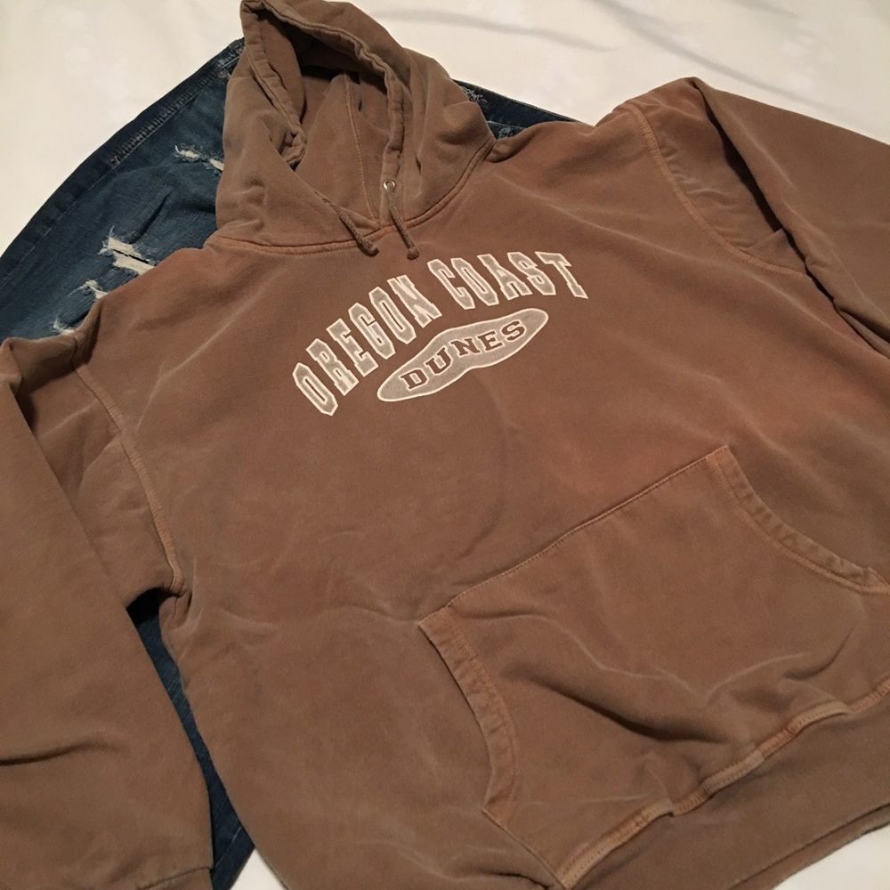 Avalon Variegated Tan “Oregon Coast” Sweatshirt